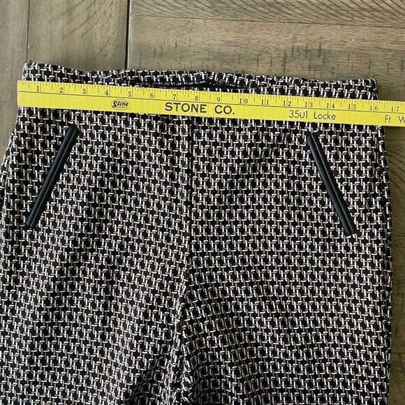 Chico's Black Tan and White Basketweave/Geometric Pattern Ankle‎ Crop Pants - 2 - Picture 10 of 11